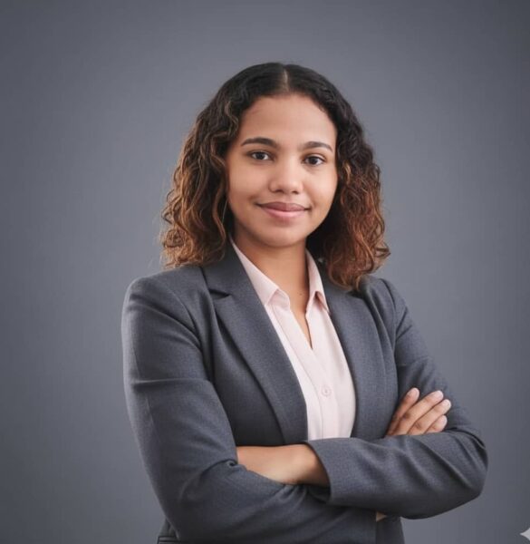 Fornece servisu hanesan Financa ou Auditoria interna